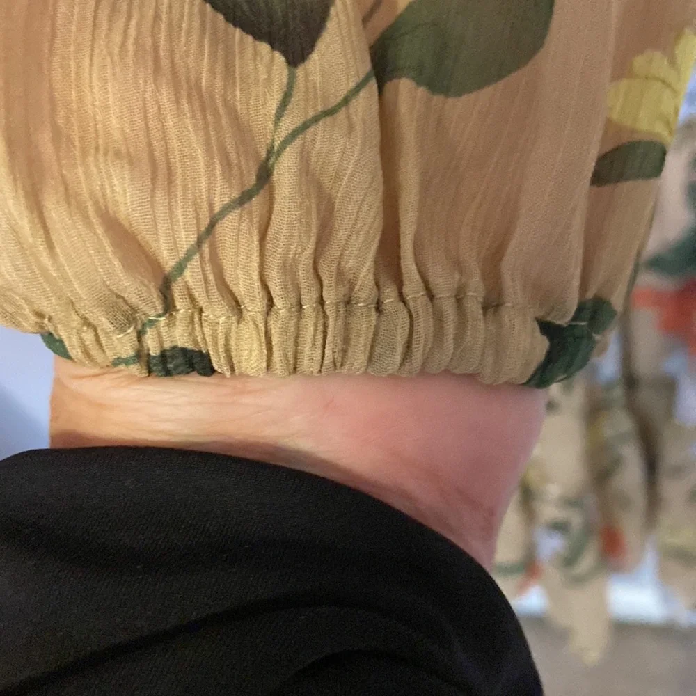 Lost + Wander Size M Floral Beige Orange, yellow, Long Maxi dress So Pretty! - Picture 7 of 12